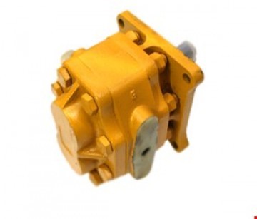 BOMBA TRANSMISION APLICACION KOMATSU D65/D85